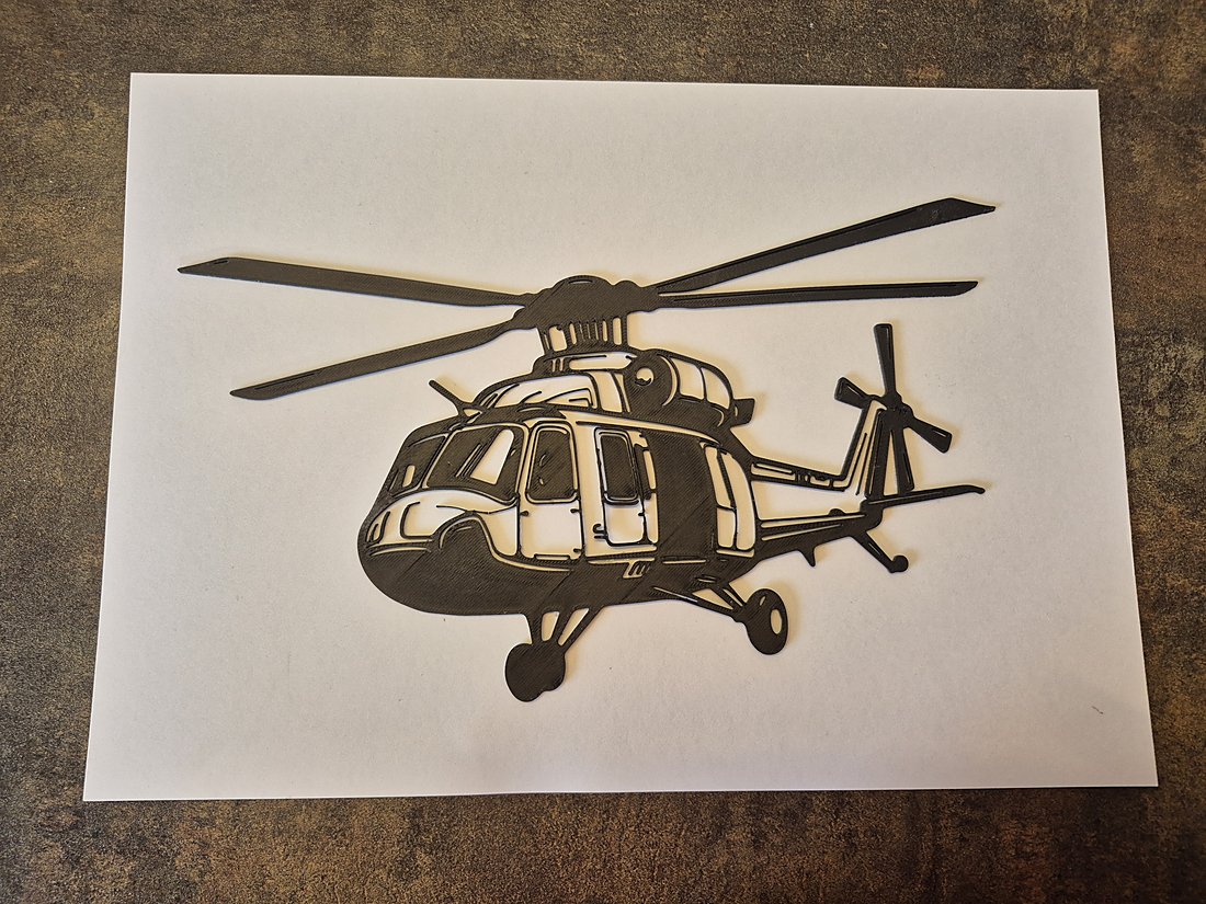 Sikorsky UH-60 Black Hawk, hélicoptère imprimé en 3D, décoration murale HélicoSimu